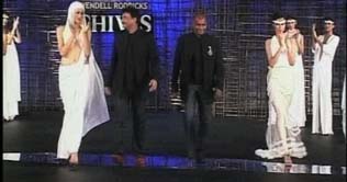 Jayasuriya turns Model at Mumbai fashion show